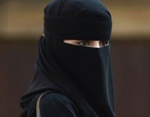فاطمة علي